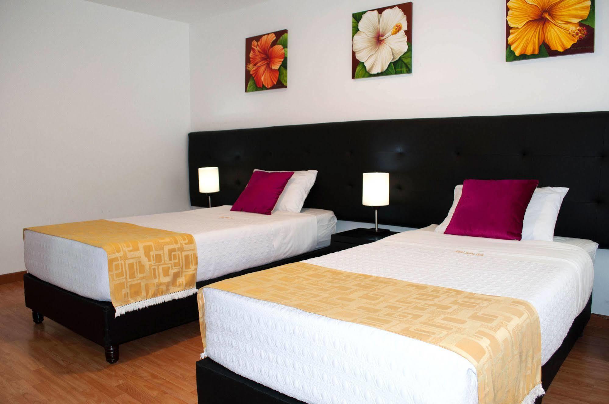 Hotel Ferias Park Bogotá Exteriér fotografie